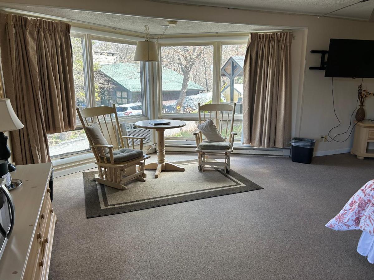Cliff Dwellers Inn Blowing Rock