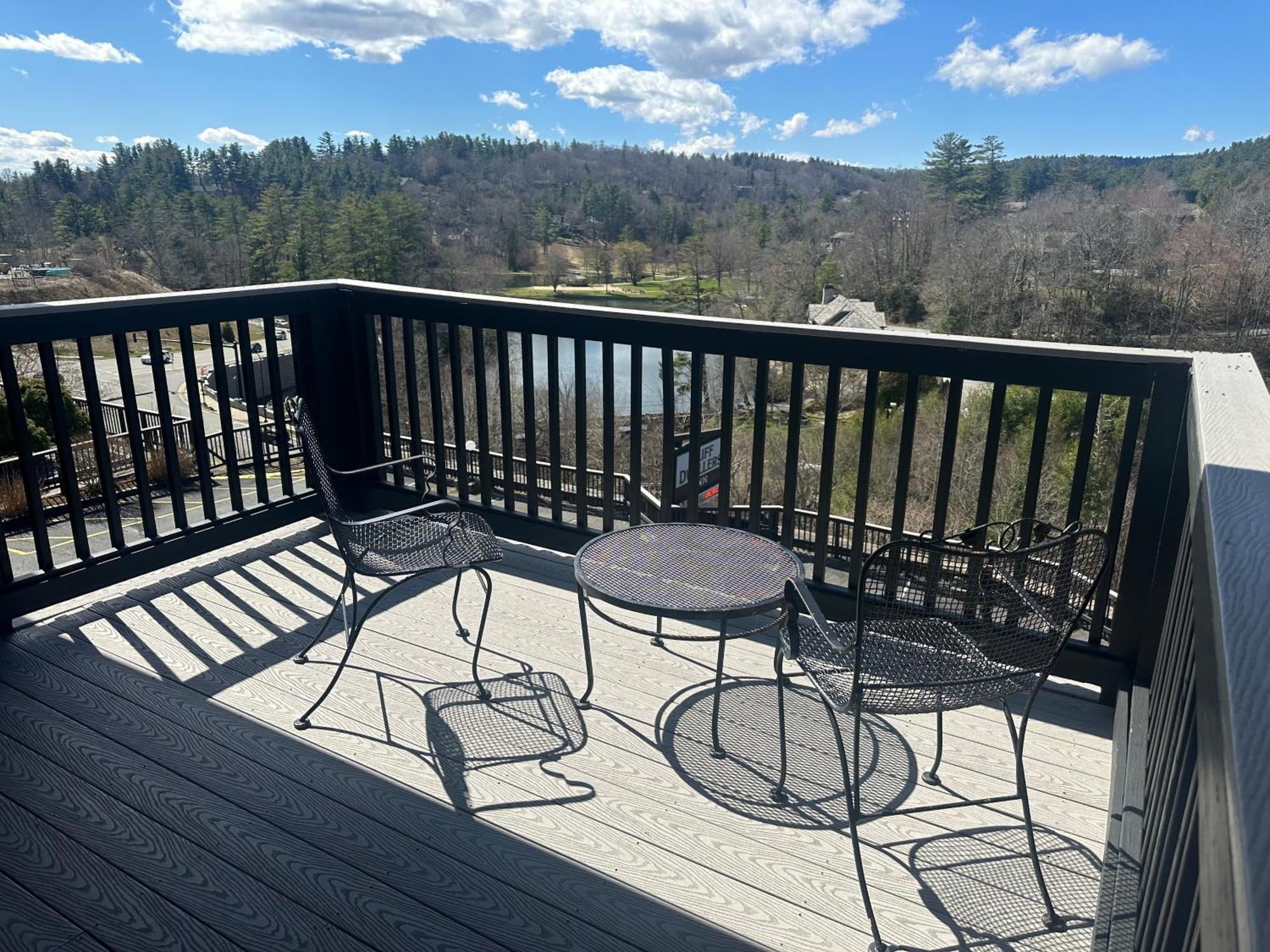Inn Cliff Dwellers Blowing Rock