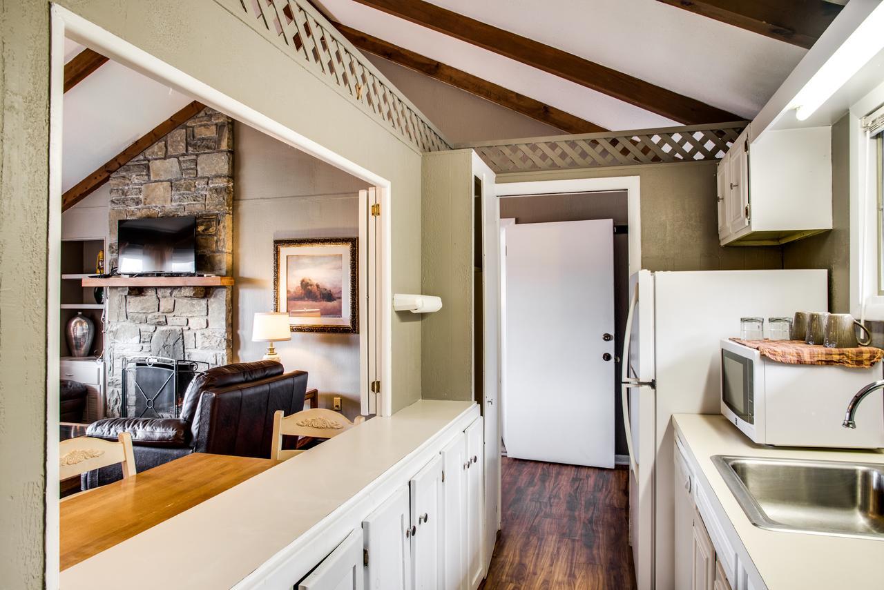 Inn Cliff Dwellers Blowing Rock